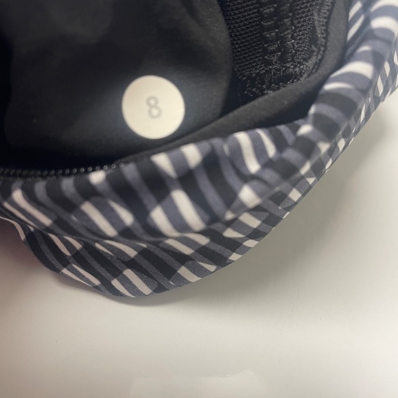 Lululemon &Go Til Dawn Dress Black White Deep Dive EUC - Picture 13 of 13